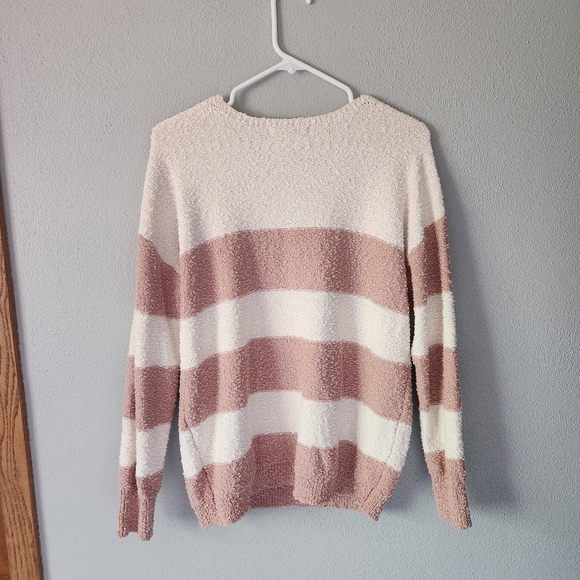 Knox Rose Sweater - Picture 5 of 8